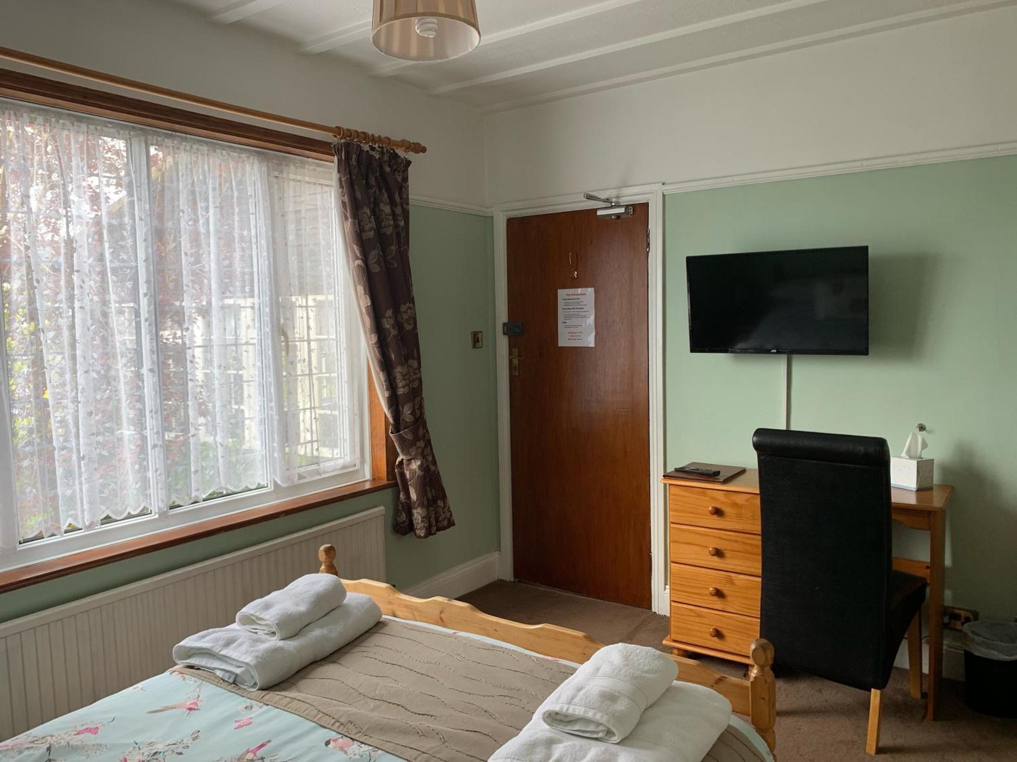 Burleigh House , A Cosy Retreat In Agatha Christie'S Hometown Torquay Habitación foto